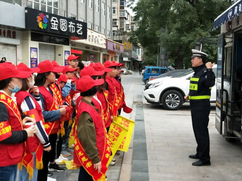 創(chuàng)建文明城，喜迎十九大