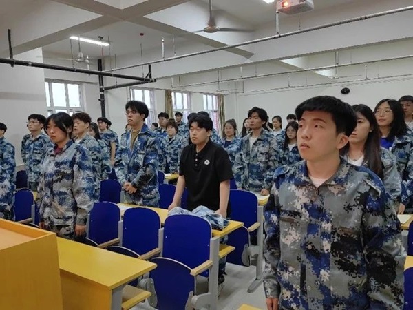 厚植家國情懷，凝聚青春力量|管理學(xué)院|入團(tuán)積極分子培訓(xùn)