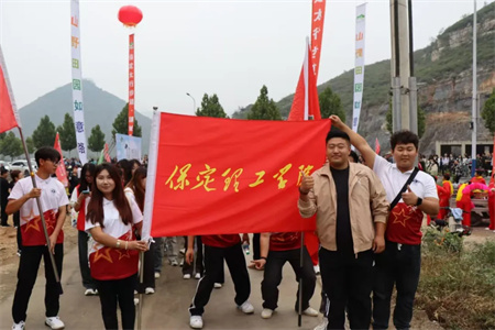 “太行古道行，傳承文化展風(fēng)采”——保定理工學(xué)院藝術(shù)學(xué)院學(xué)子參加“山野田園如意路”志愿服務(wù)活動